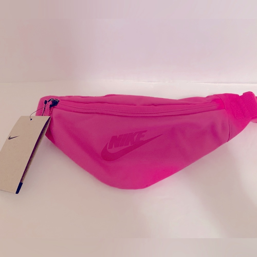NEW! NIKE Waist Belt Pouch Bag - Hot Pink